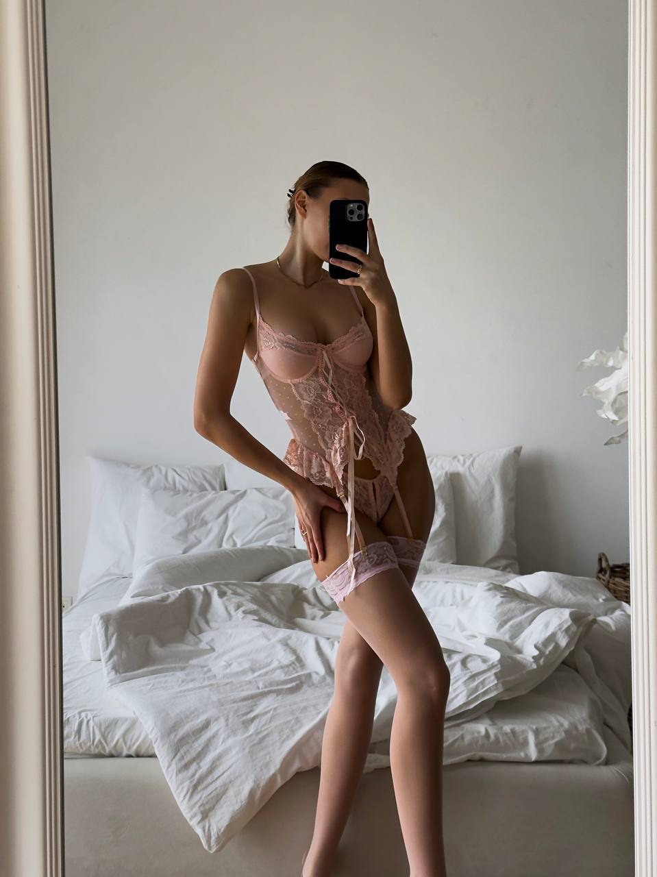 Ave Lingerie Set