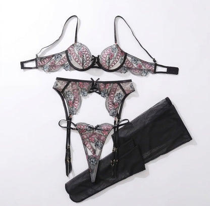 Lyanna Lingerie Set